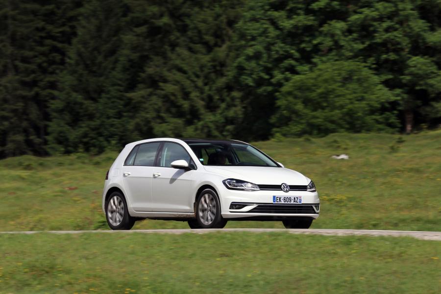  Volkswagen Golf TDI 5-Door 2017 года  (WW) (фото 32 из 41)